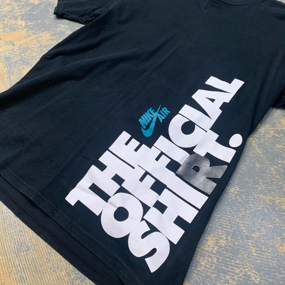 Nike Sportswear The Shirt Grey Tag 343351-010 Medium Official Shirt - Picture 3 of 7